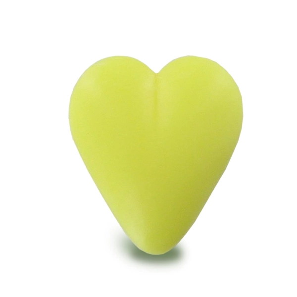 savon en forme de coeur jaune