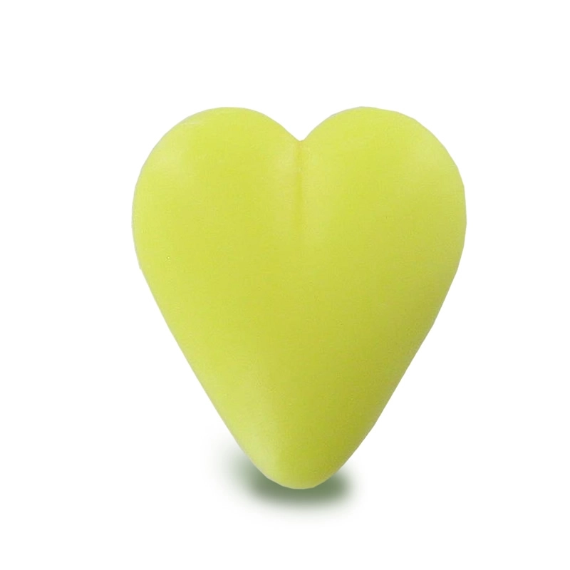 savon en forme de cœur jaune